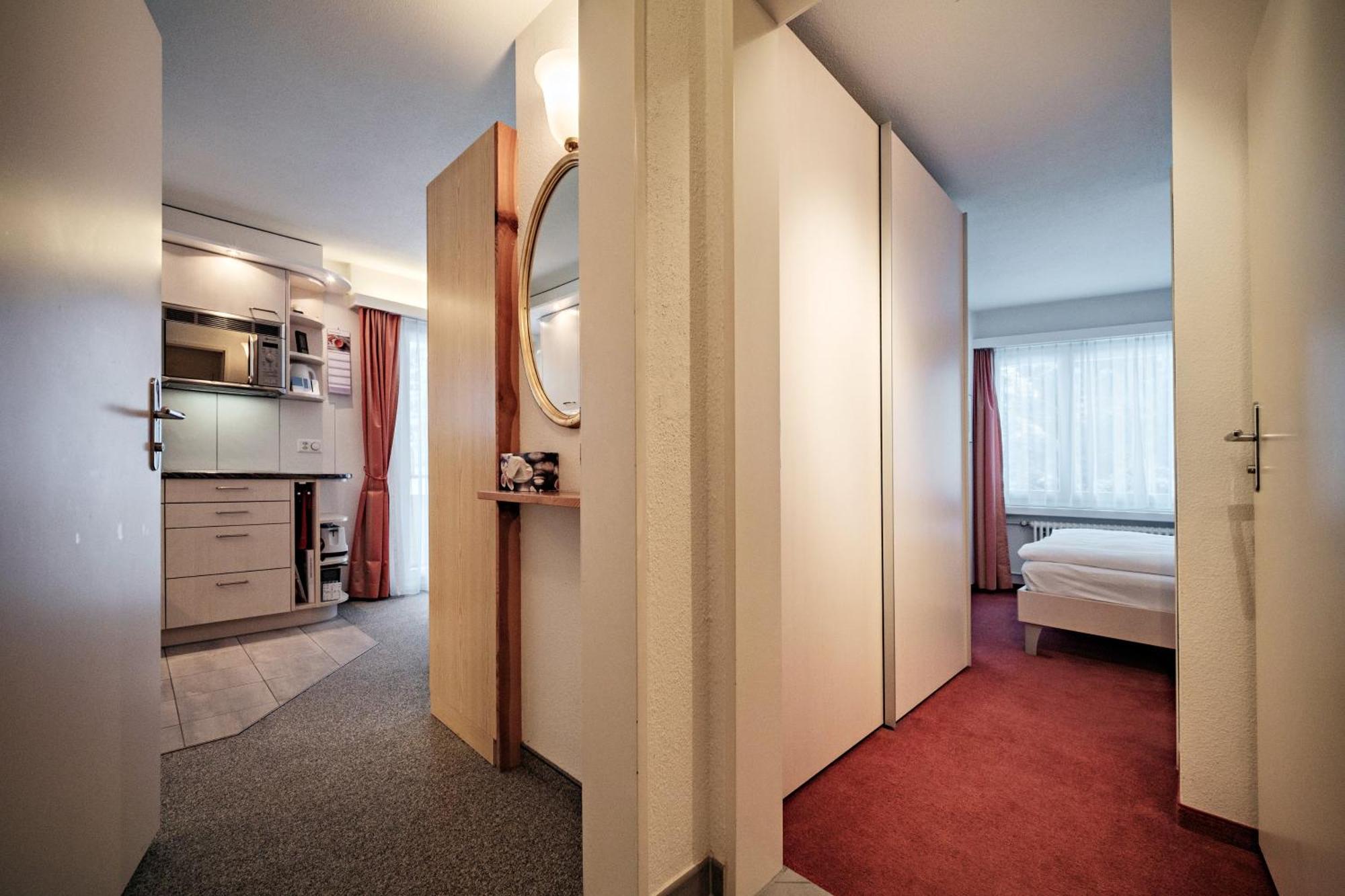 Paradies 303 *